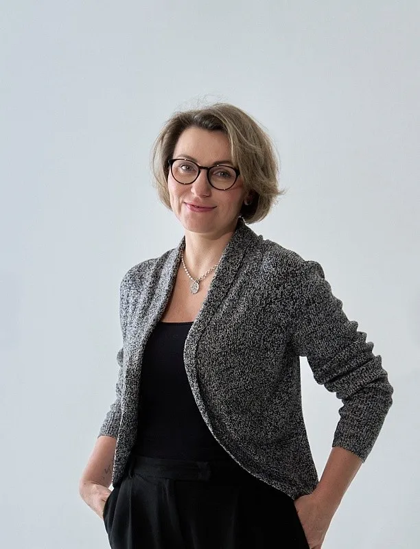 Елена Лашманова