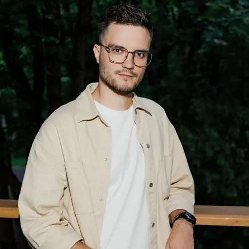 Александр Гапонов